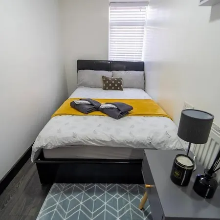 Apartment Compact Near The City In Selly Oak *