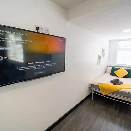 Compact Near The City In Selly Oak Apartment Birmingham