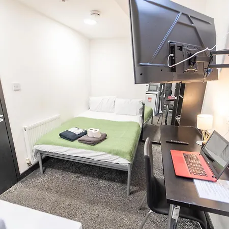 Apartment Compact Near The City In Selly Oak Birmingham